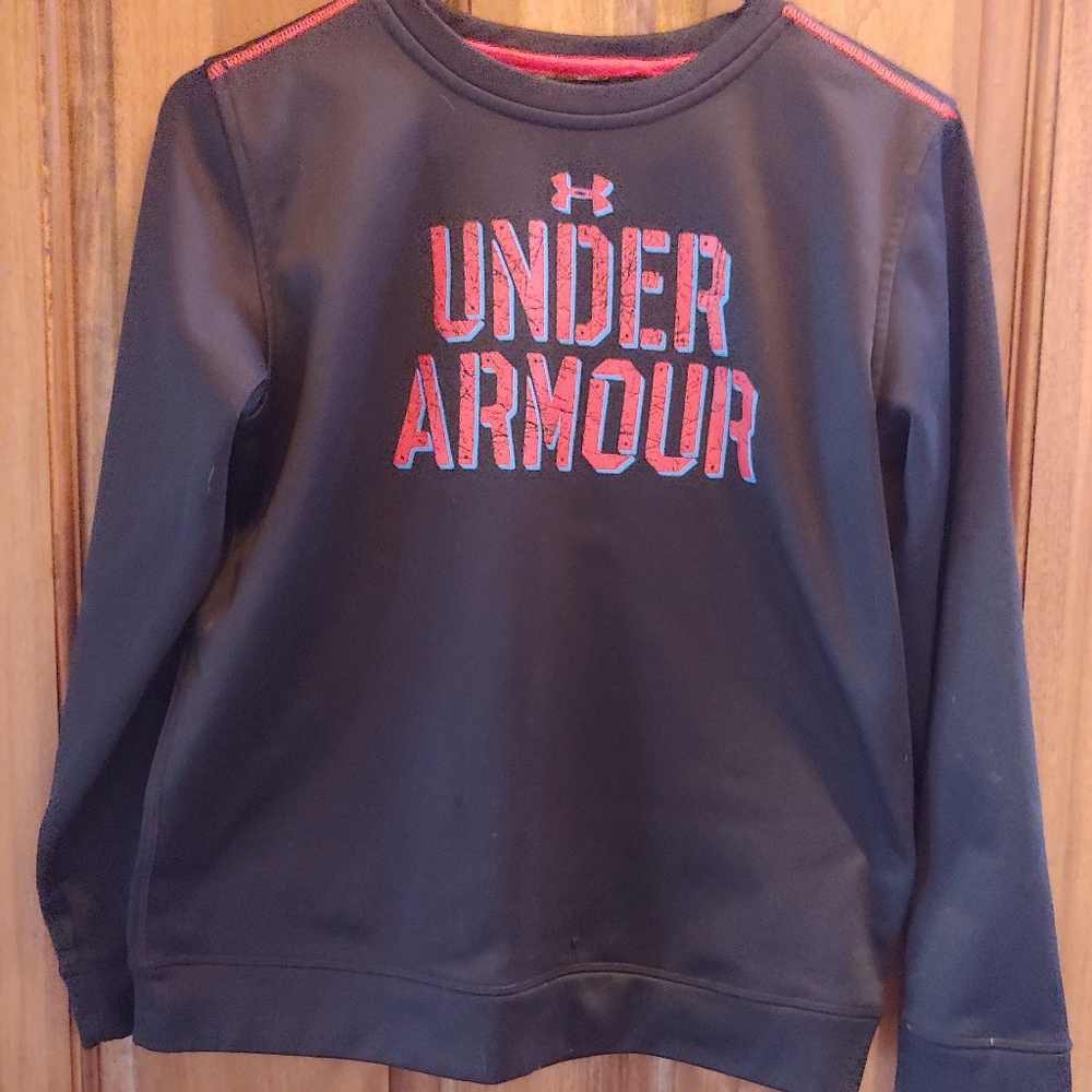 Under Armour sweatshirt